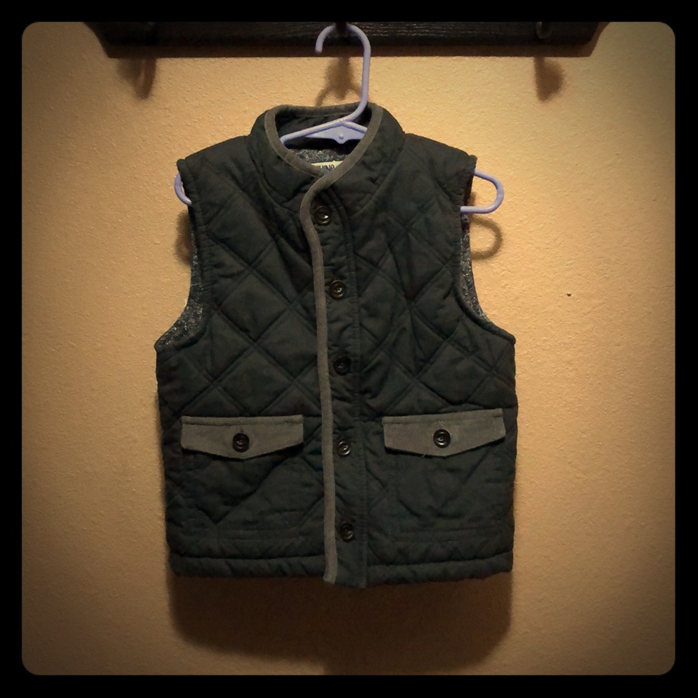 Boys Gray Oshkosh Vest Size 4T